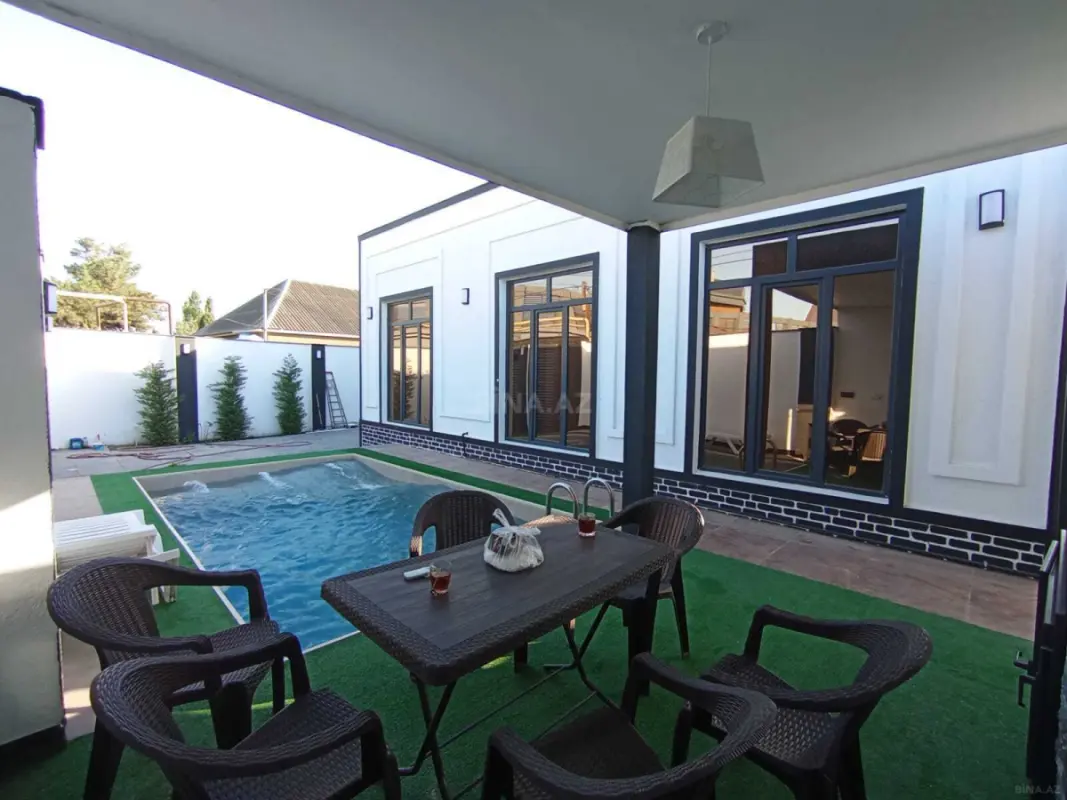 Satılır 4 otaqlı həyət evi 120 m²