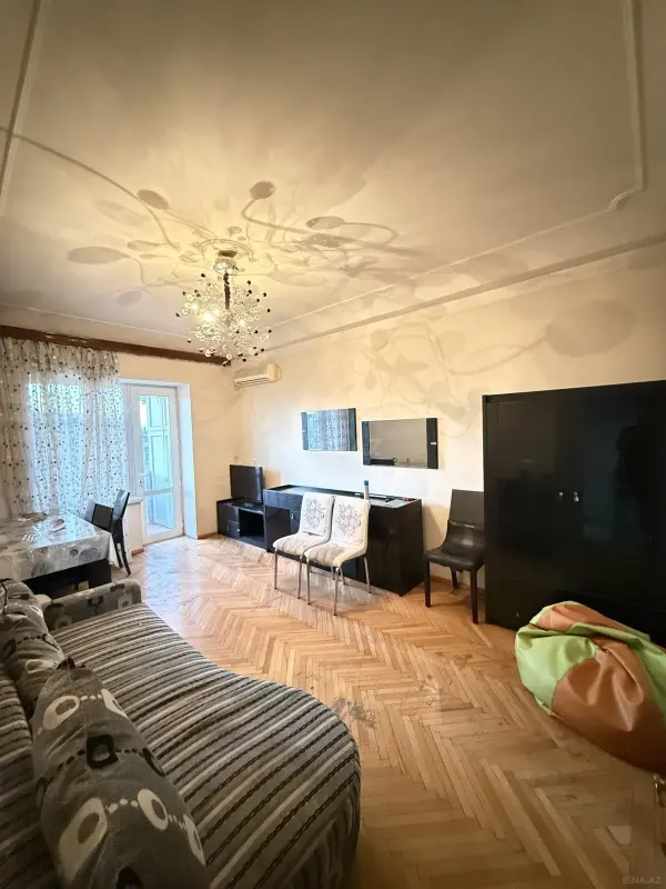 Kirayə verilir 3 otaqlı mənzil 70 m²