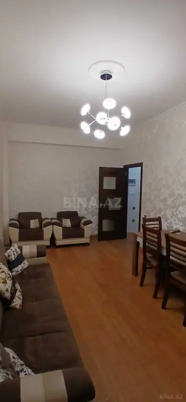 Satılır 2 otaqlı mənzil 62 m²