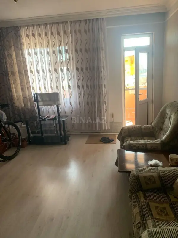 Satılır 2 otaqlı mənzil 70 m²