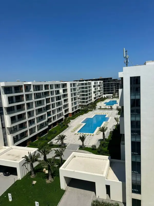 Kirayə verilir 2 otaqlı mənzil 98 m²