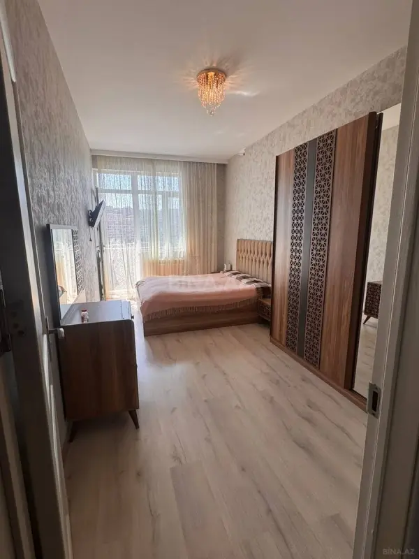 Kirayə verilir 3 otaqlı mənzil 115 m²