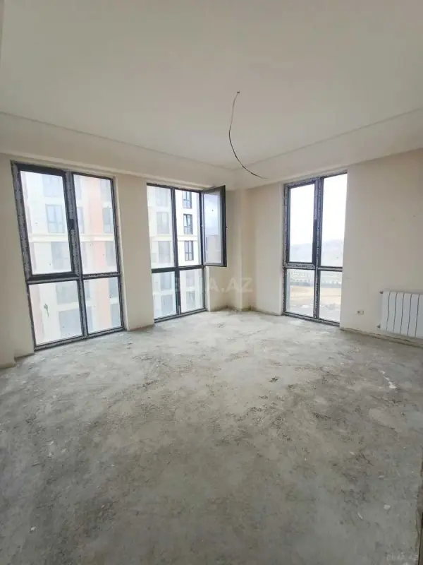 Satılır 3 otaqlı mənzil 56.7 m²