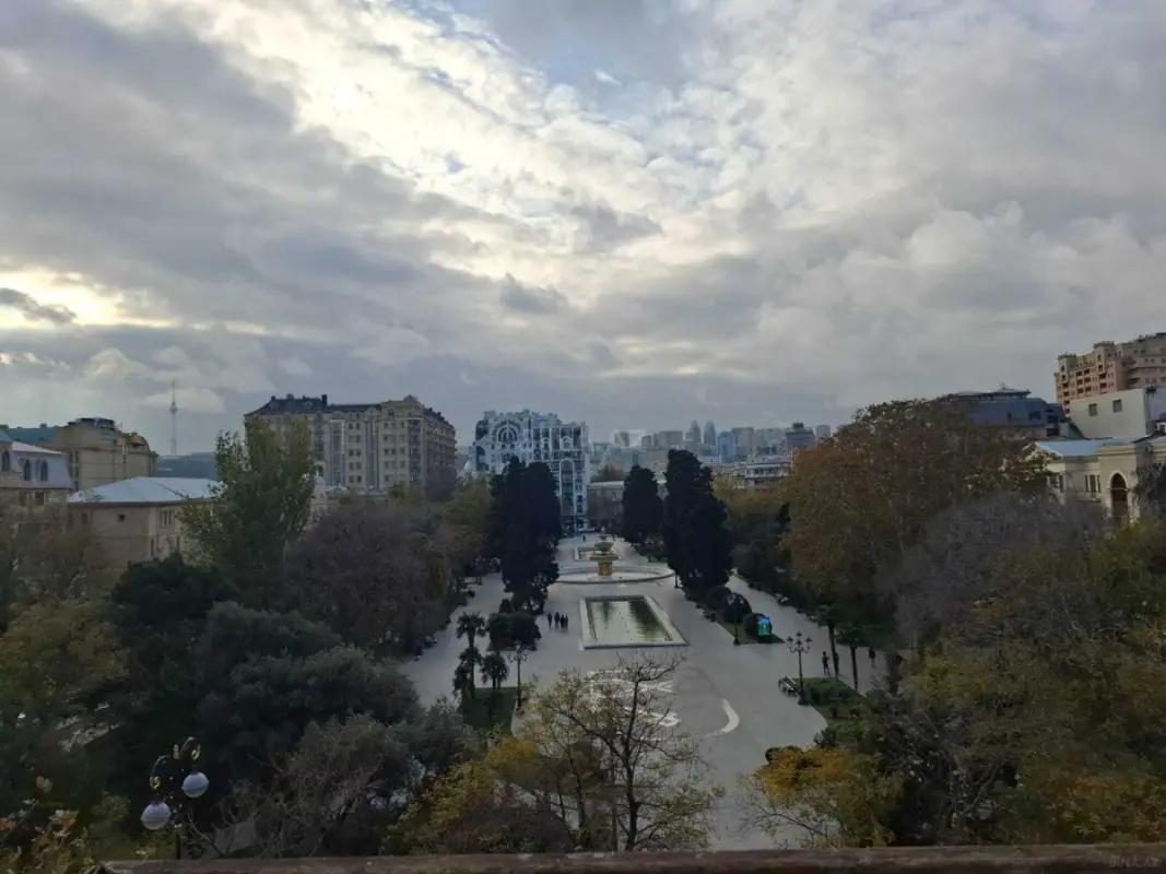 Kirayə verilir 3 otaqlı mənzil 100 m²
