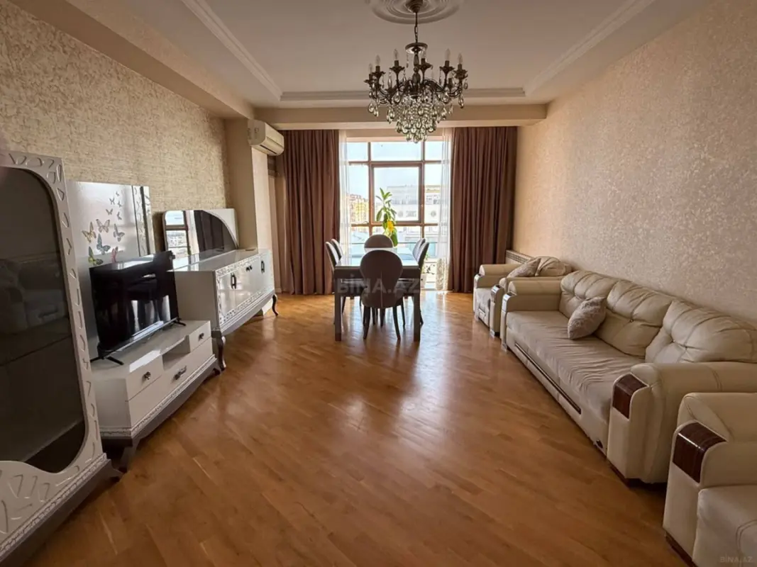 Kirayə verilir 3 otaqlı mənzil 110 m²