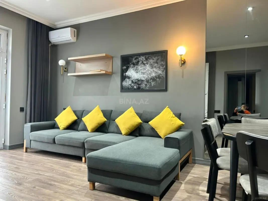 Kirayə verilir 3 otaqlı mənzil 100 m²