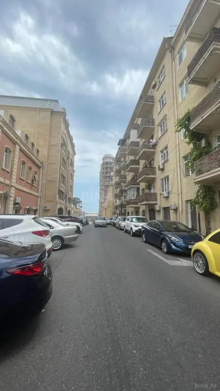 Kirayə verilir 3 otaqlı mənzil 100 m²