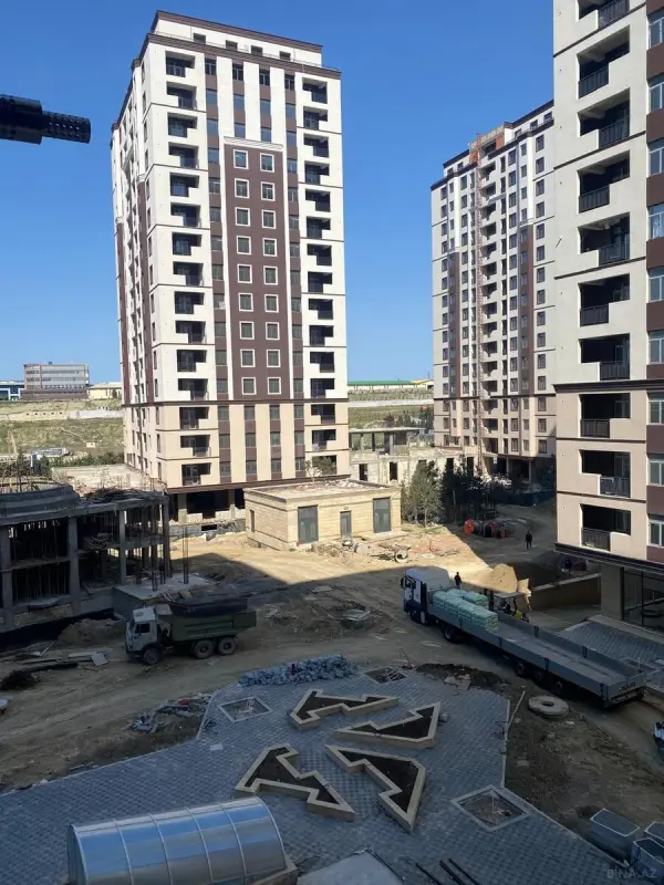 Satılır 1 otaqlı mənzil 57 m²
