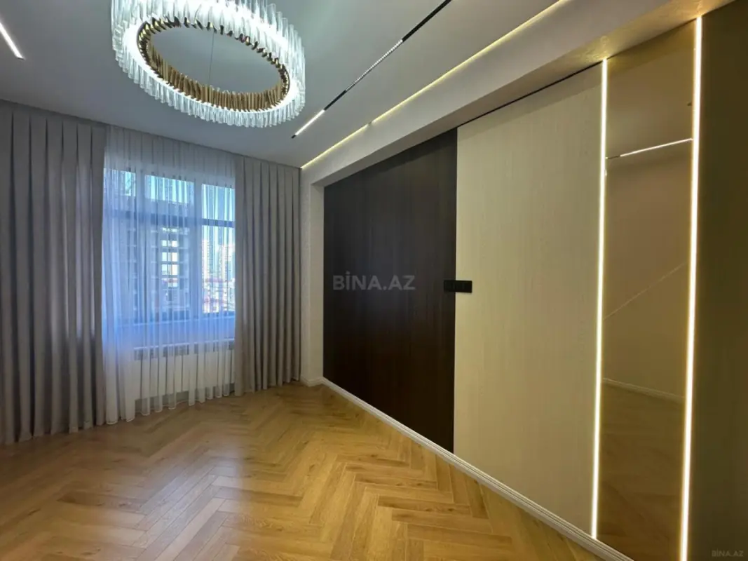 Satılır 3 otaqlı mənzil 87 m²