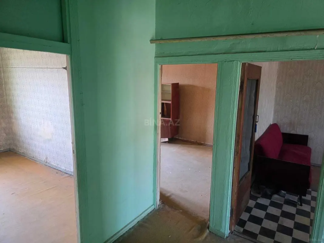 Satılır 4 otaqlı mənzil 110 m²