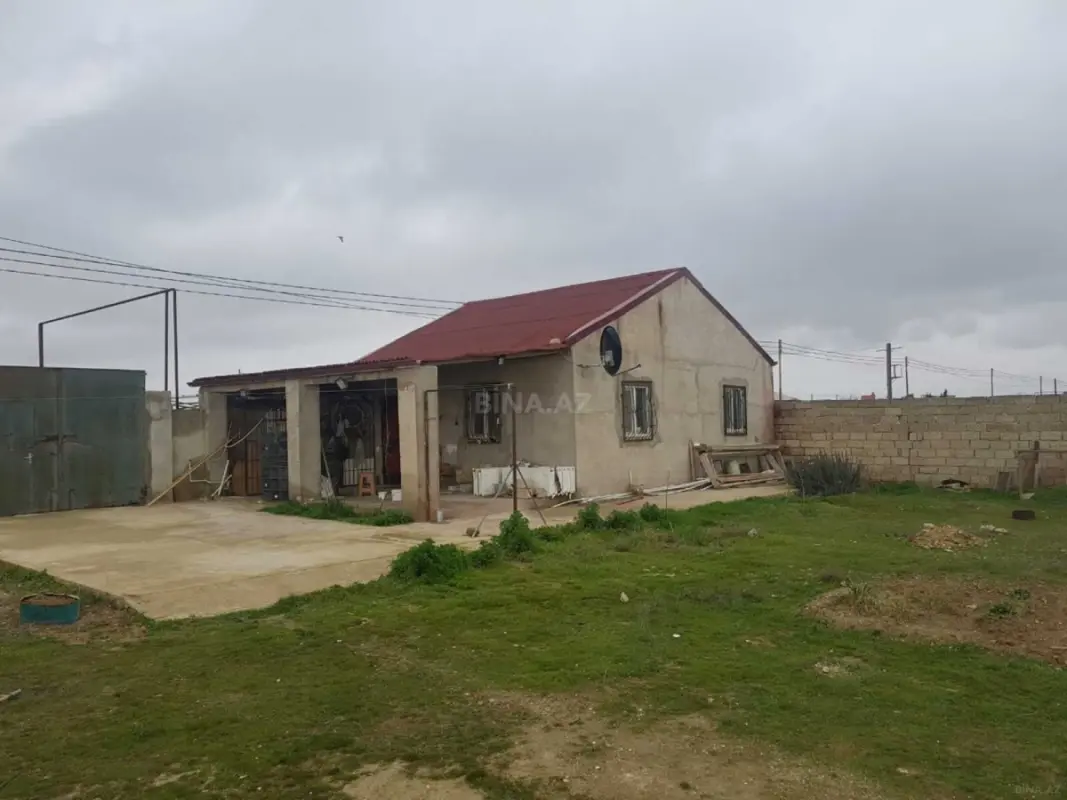 Satılır 2 otaqlı həyət evi 50 m²
