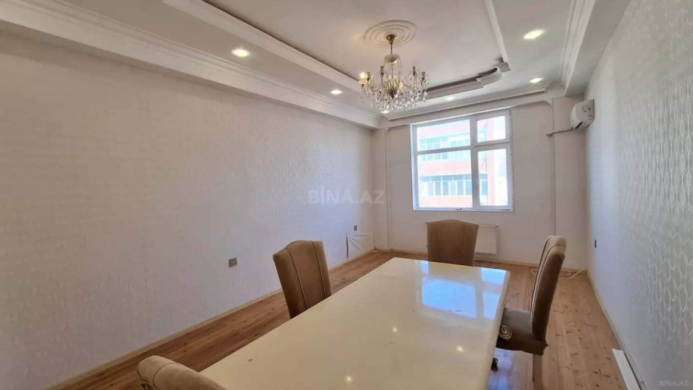 Satılır 2 otaqlı mənzil 80 m²