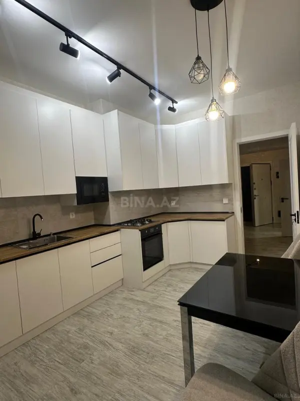 Kirayə verilir 3 otaqlı mənzil 120 m²