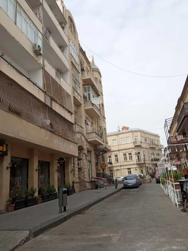 Satılır 3 otaqlı mənzil 100 m²