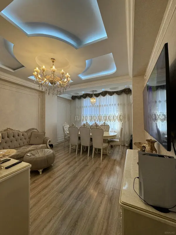 Satılır 2 otaqlı mənzil 80.2 m²