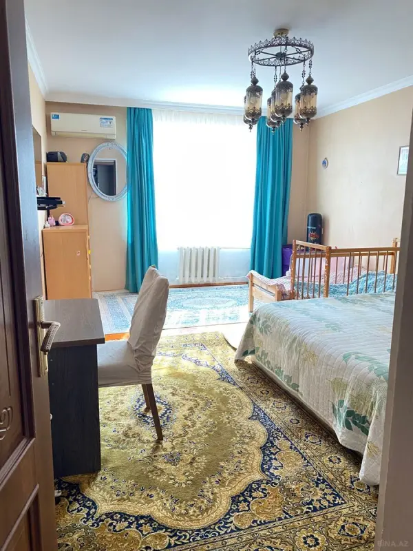 Satılır 2 otaqlı mənzil 60 m²