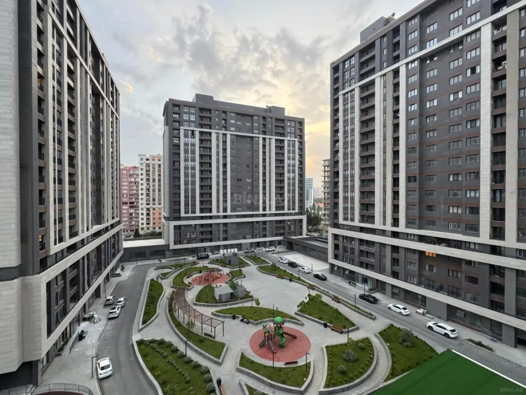Kirayə verilir 3 otaqlı mənzil 130 m²
