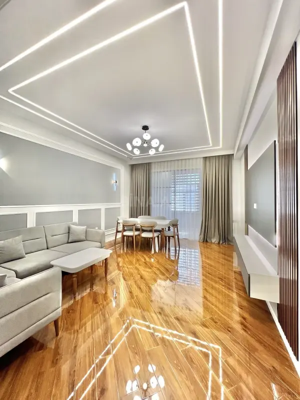 Satılır 2 otaqlı mənzil 80 m²