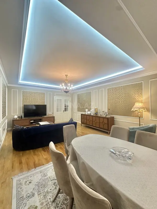 Satılır 3 otaqlı mənzil 116 m²