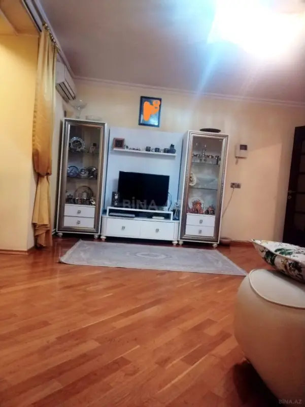 Satılır 3 otaqlı mənzil 90 m²