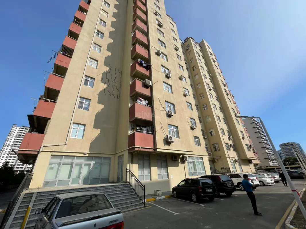Kirayə verilir obyekt 600 m²
