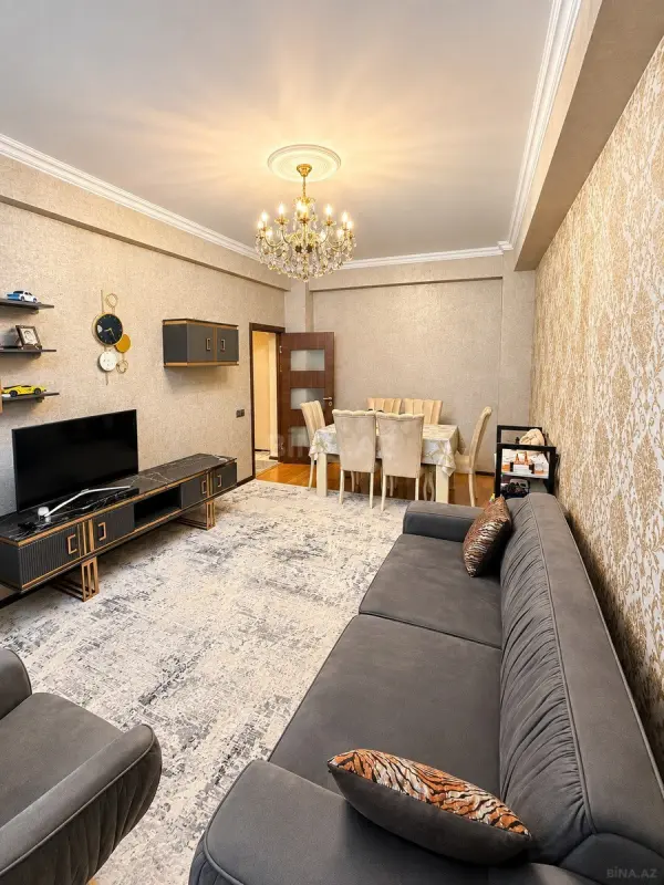 Satılır 2 otaqlı mənzil 72 m²