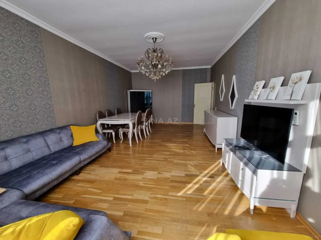 Kirayə verilir 2 otaqlı mənzil 100 m²