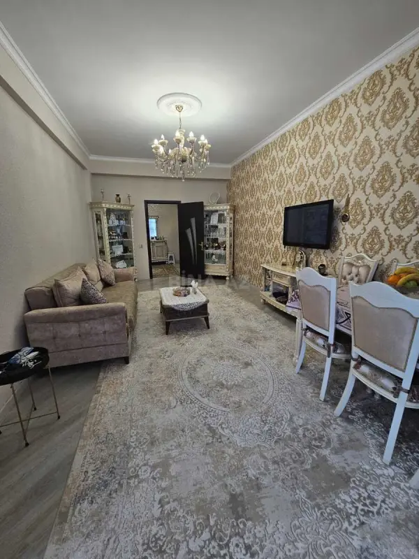 Satılır 3 otaqlı mənzil 106 m²