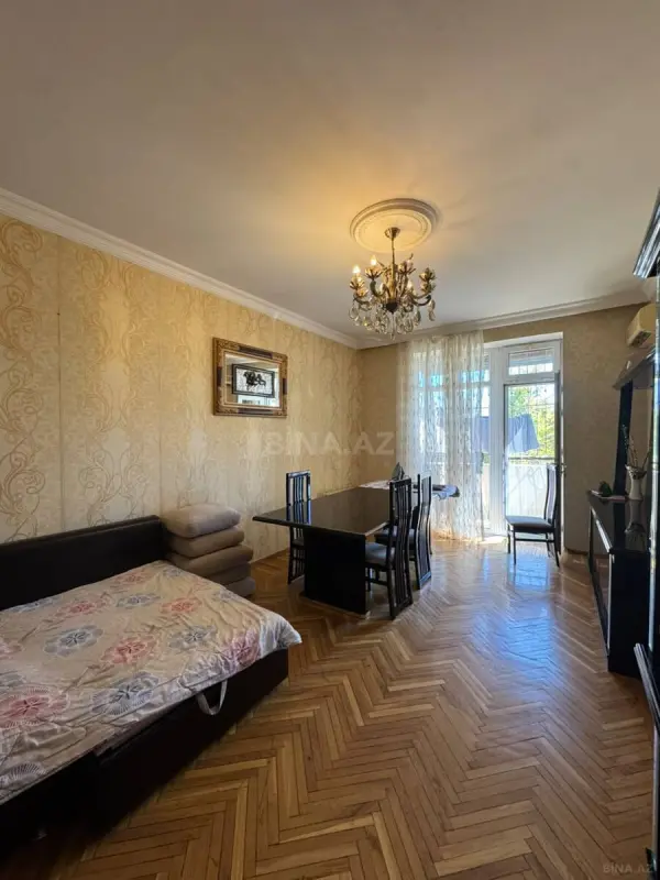 Satılır 3 otaqlı mənzil 80 m²