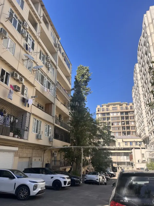 Satılır 2 otaqlı mənzil 58 m²