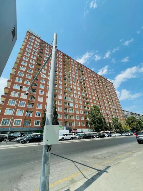Satılır 3 otaqlı mənzil 110 m²