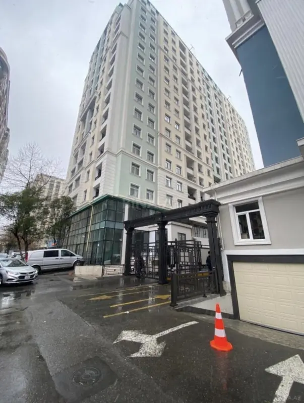 Satılır 3 otaqlı mənzil 100 m²