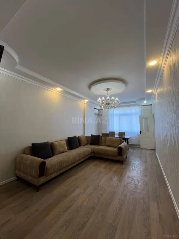 Satılır 3 otaqlı mənzil 103 m²
