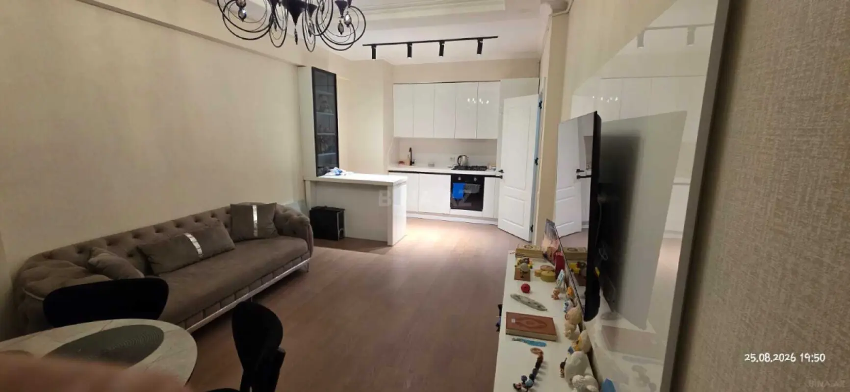 Kirayə verilir 2 otaqlı mənzil 55 m²