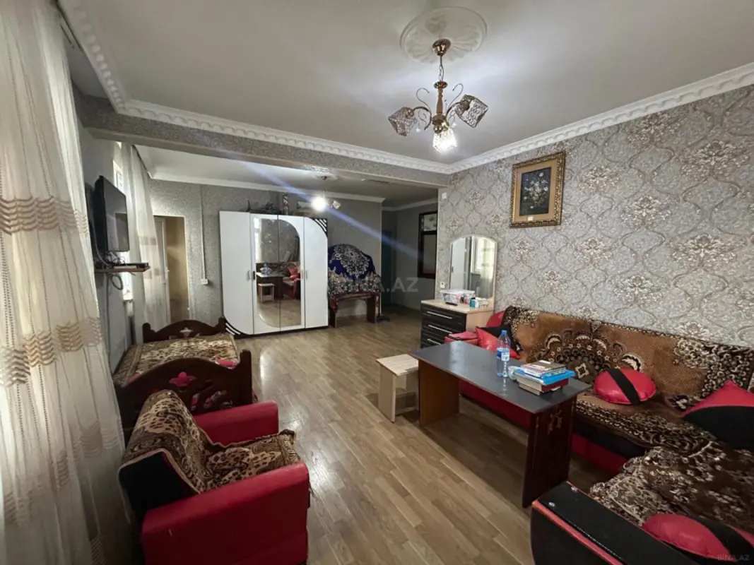 Satılır 4 otaqlı həyət evi 128 m²