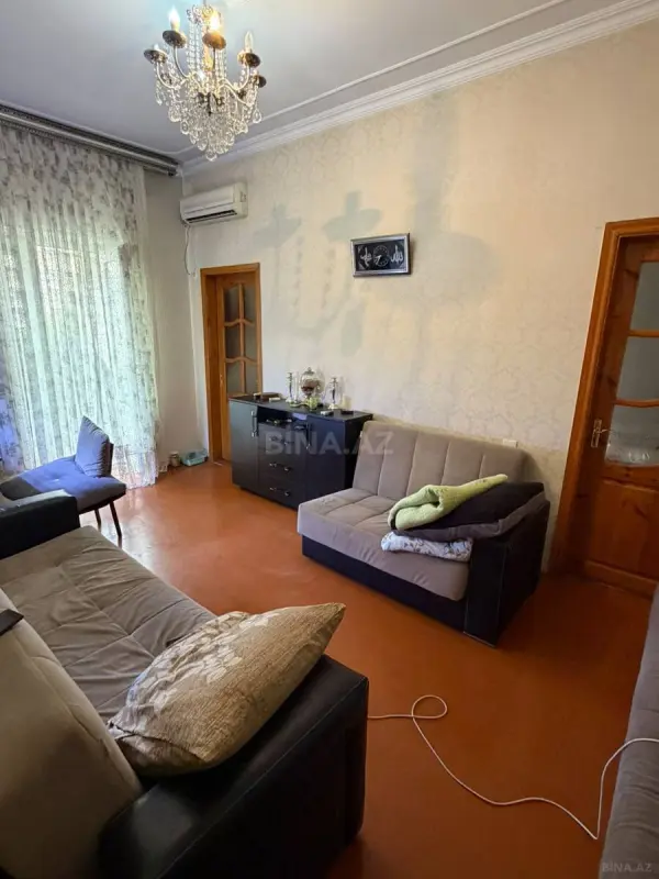 Satılır 3 otaqlı mənzil 41 m²
