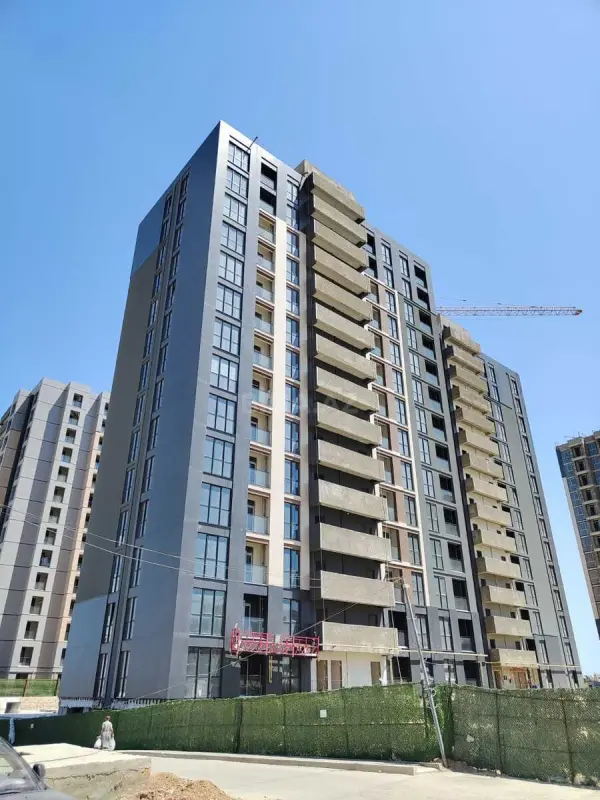 Satılır 2 otaqlı mənzil 43 m²