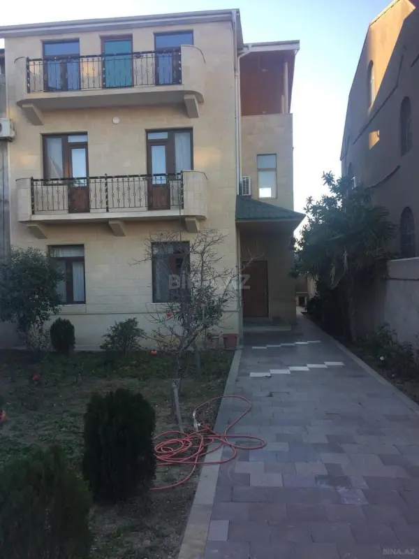 Kirayə verilir həyət evi 220 m²