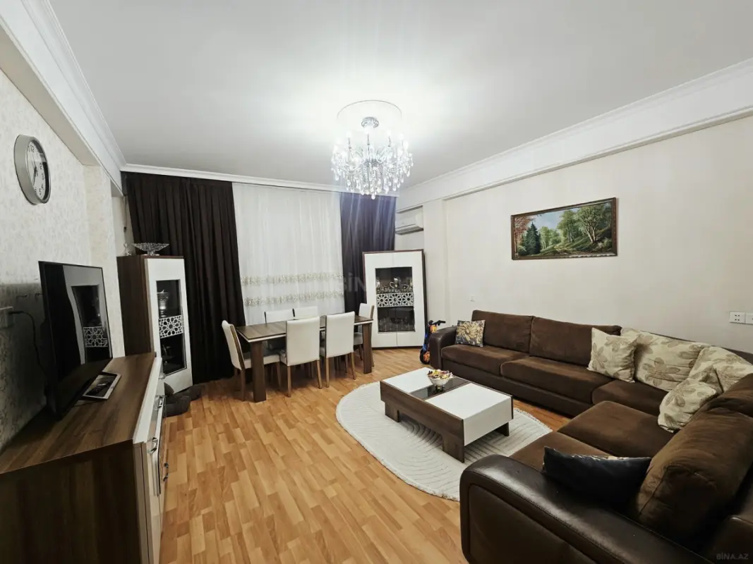 Satılır 4 otaqlı mənzil 98 m²