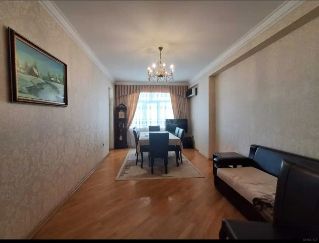 Satılır 3 otaqlı mənzil 120 m²
