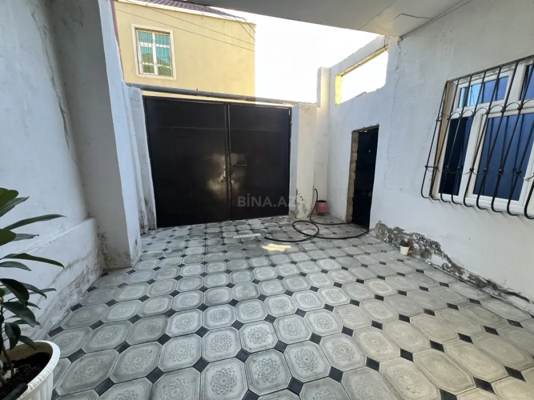 Satılır 4 otaqlı həyət evi 95 m²