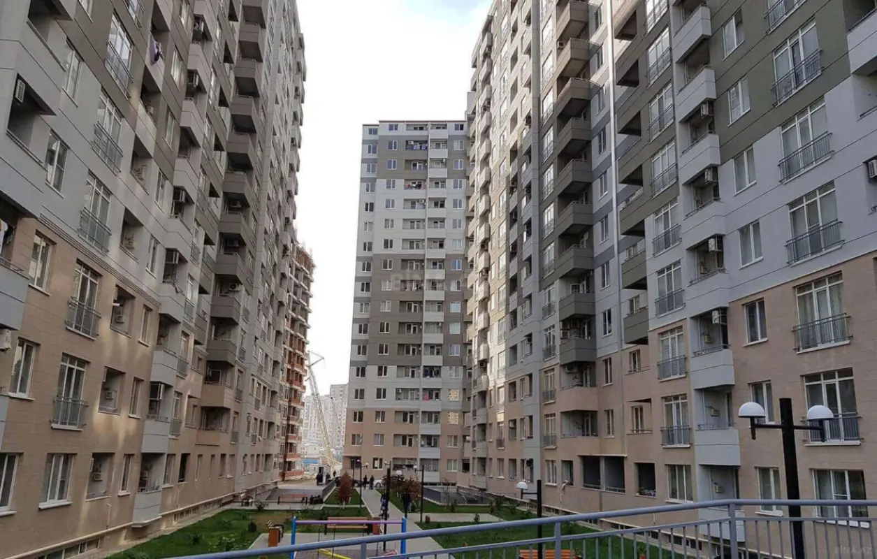 Kirayə verilir 2 otaqlı mənzil 50 m²