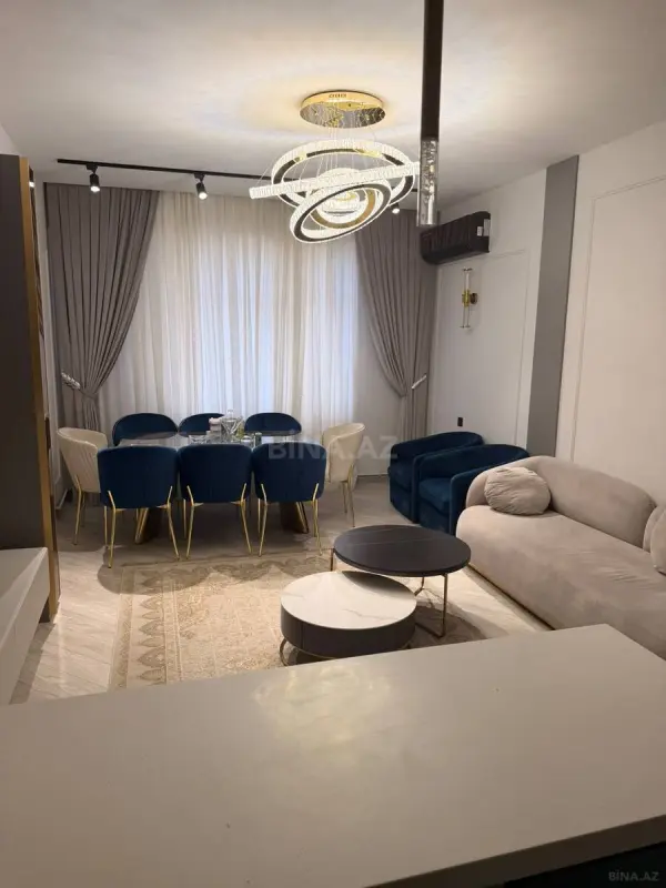 Kirayə verilir 3 otaqlı mənzil 120 m²