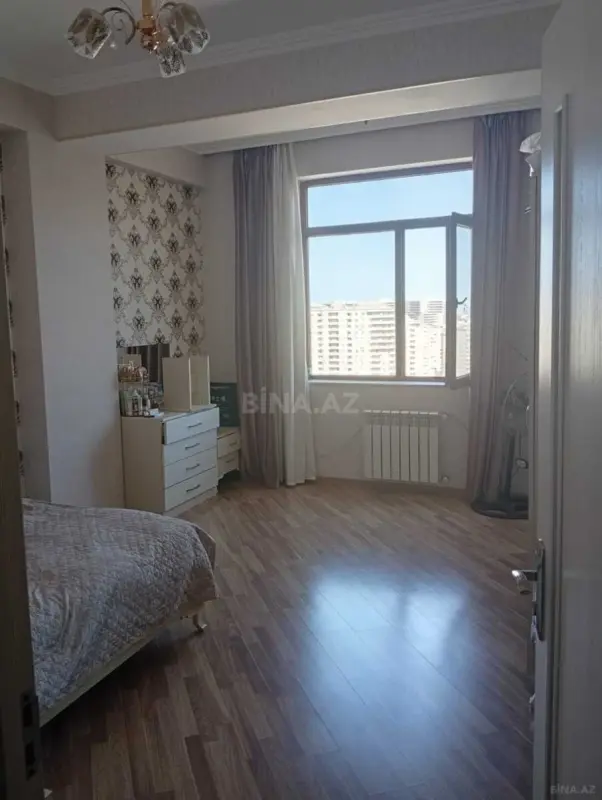 Satılır 2 otaqlı mənzil 70 m²