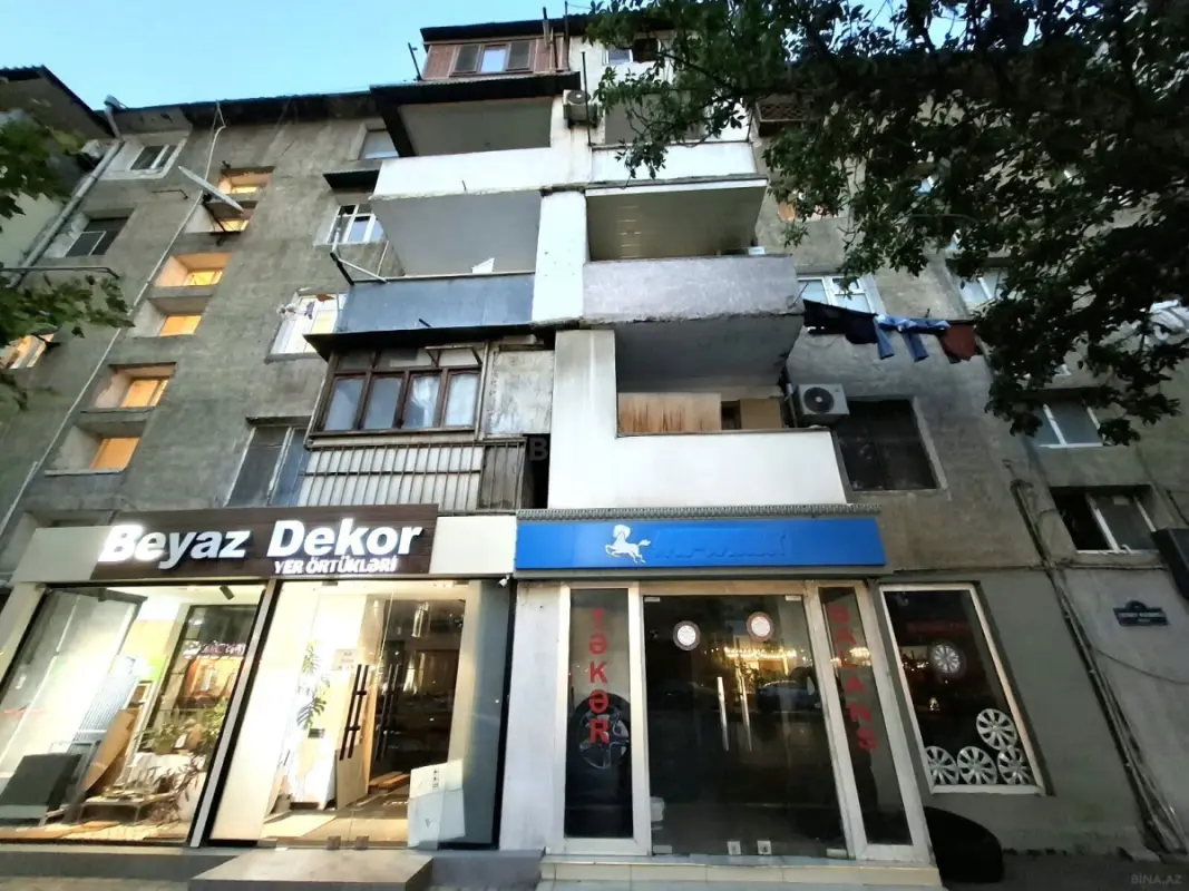 Satılır 2 otaqlı mənzil 52 m²