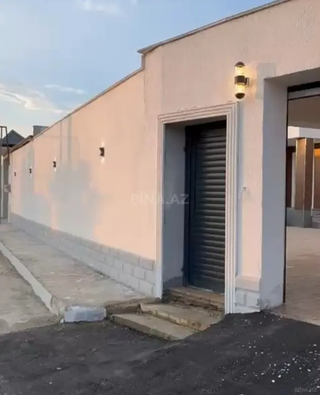 Satılır 4 otaqlı həyət evi 152 m²