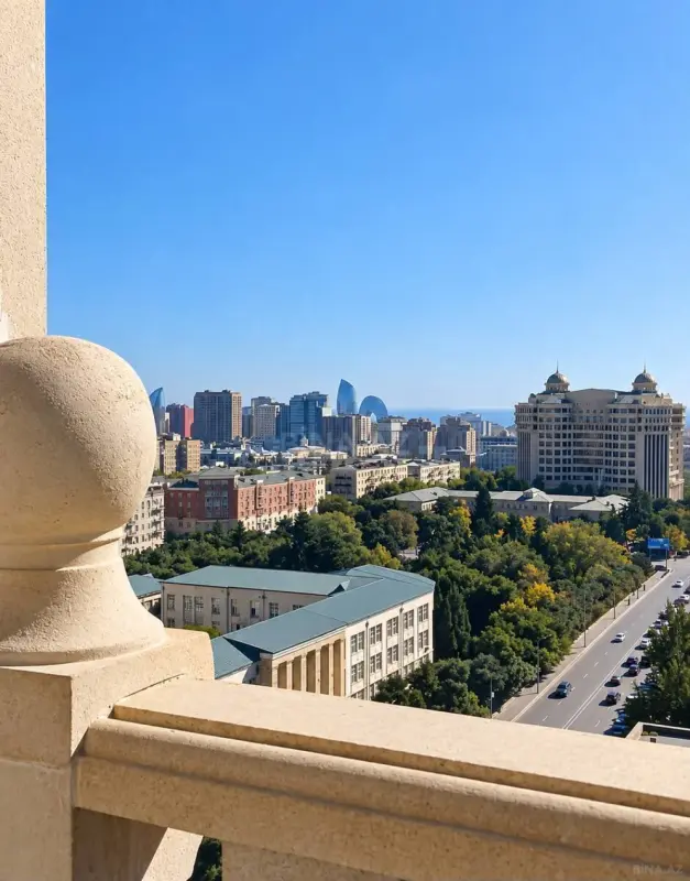 Satılır 4 otaqlı mənzil 203 m²