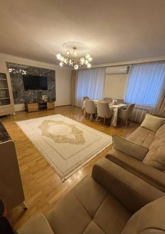 Satılır 2 otaqlı mənzil 70 m²