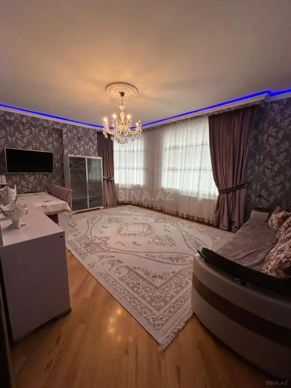 Satılır 3 otaqlı mənzil 101 m²