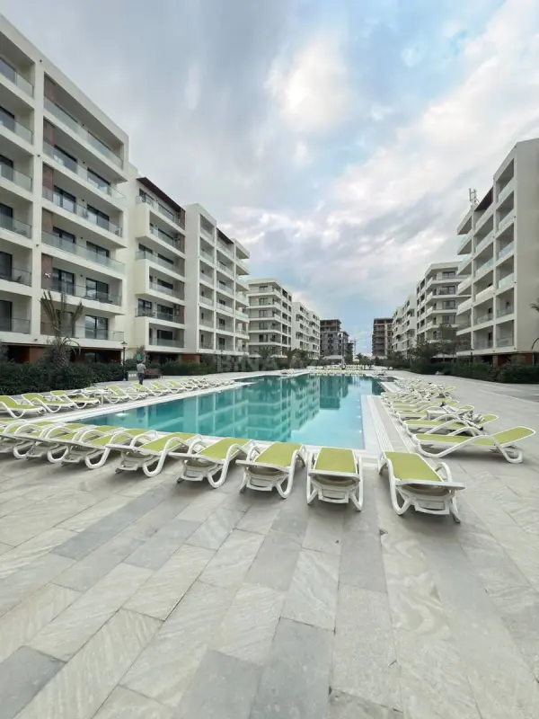 Satılır 1 otaqlı mənzil 57 m²